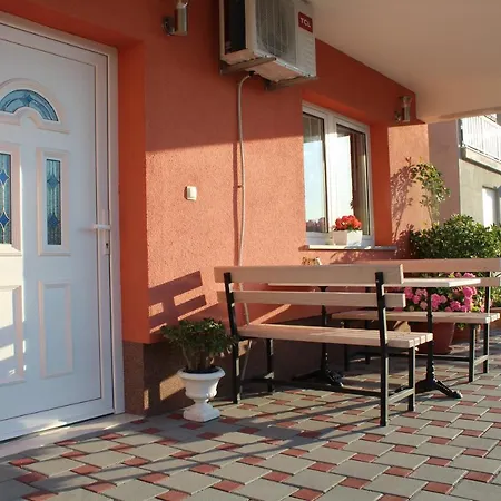Apartamento Grmaca